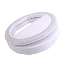 Load image into Gallery viewer, Portable LED Ring Flash Universal Selfie Light Mobile Phone, Luminous Ring Clip