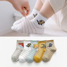 Load image into Gallery viewer, 5 Pairs of Soft Socks for Children