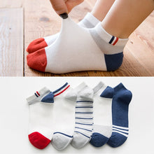 Load image into Gallery viewer, 5 Pairs of Soft Socks for Children
