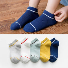 Load image into Gallery viewer, 5 Pairs of Soft Socks for Children
